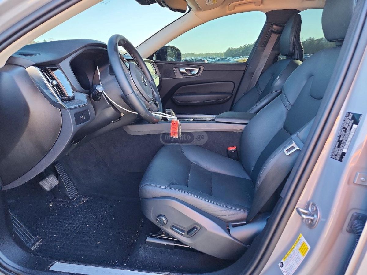 Volvo XC 60 2025 — миниатюра 7