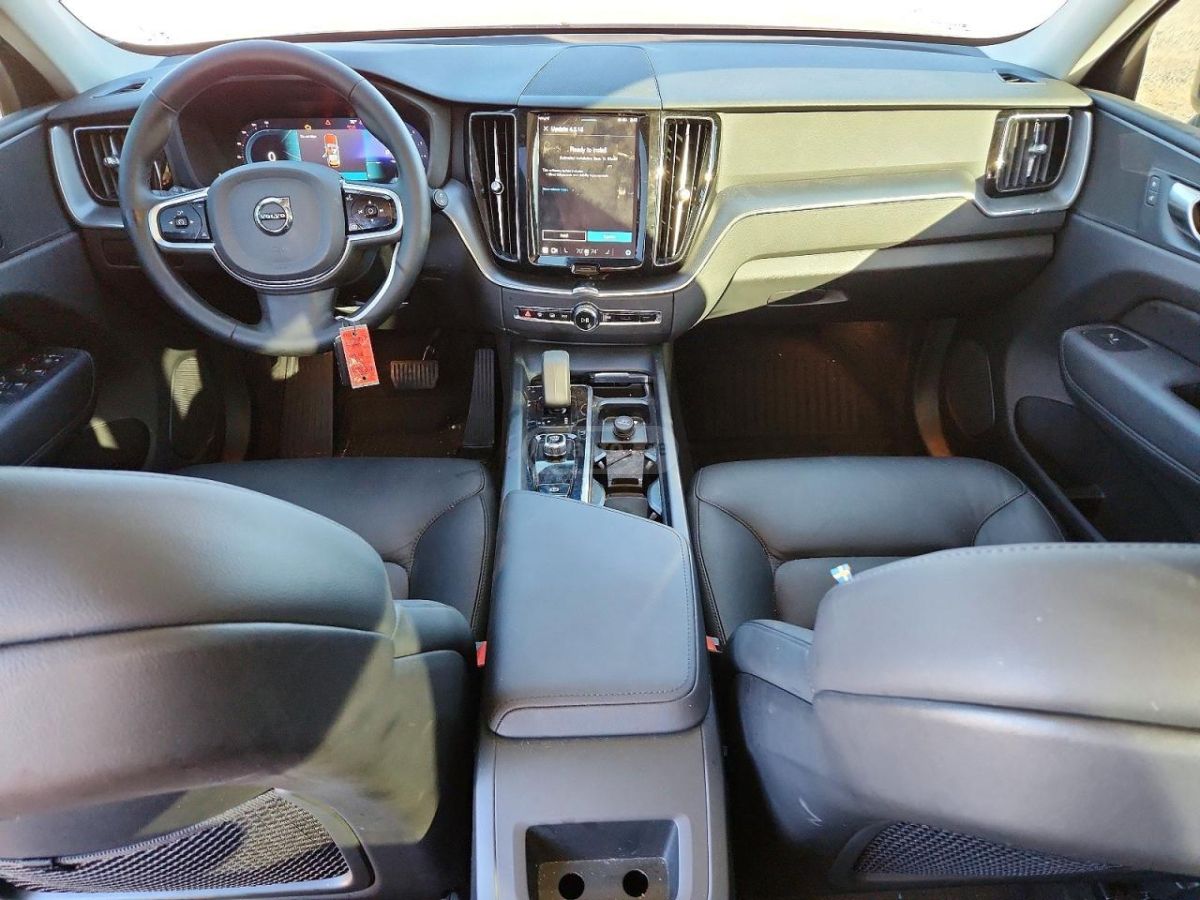 Volvo XC 60 2025 — миниатюра 8