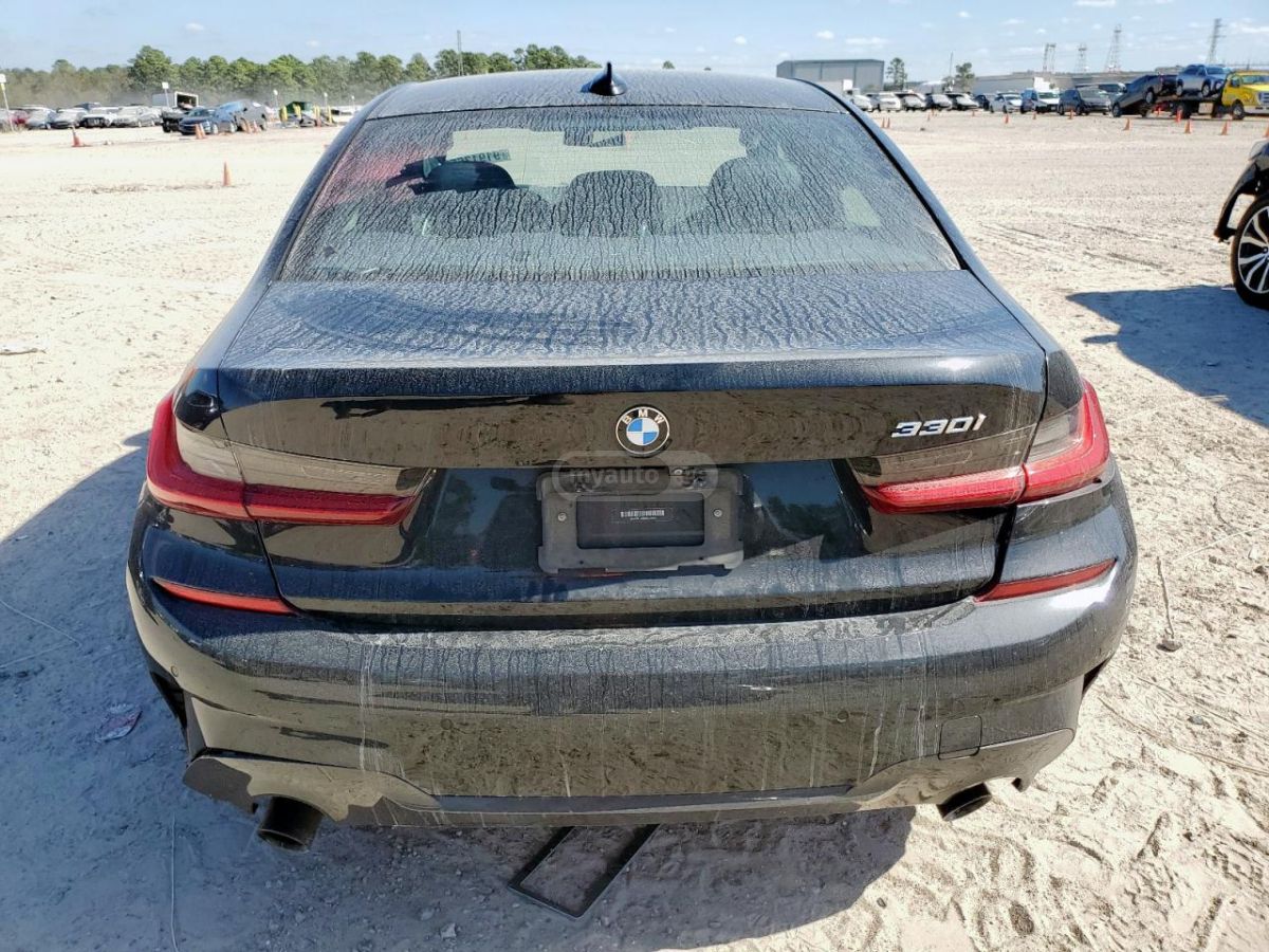 BMW Base 4dr Rear-Wheel Drive Seda — миниатюра 3