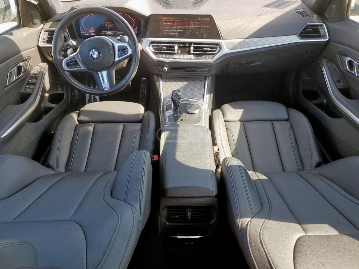 BMW Base 4dr Rear-Wheel Drive Seda — миниатюра 4