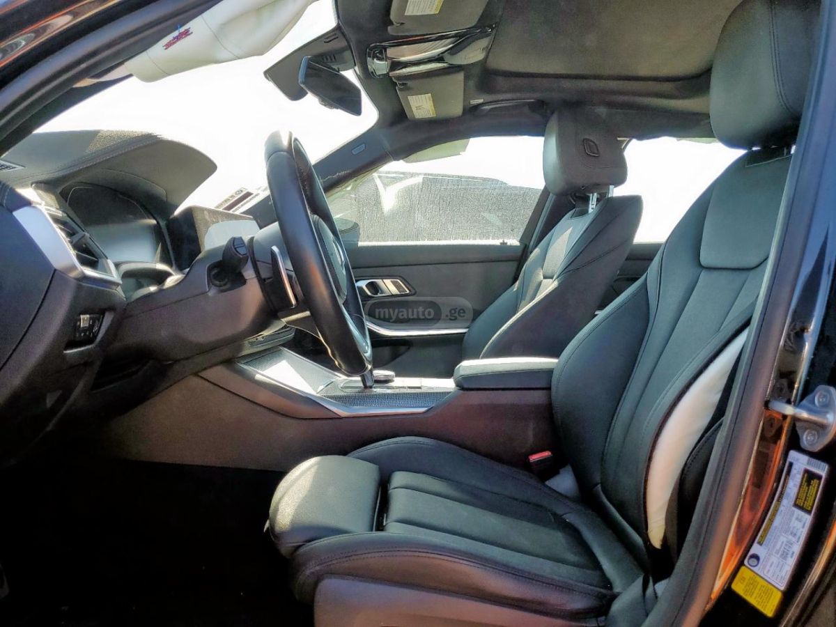 BMW Base 4dr Rear-Wheel Drive Seda — миниатюра 5