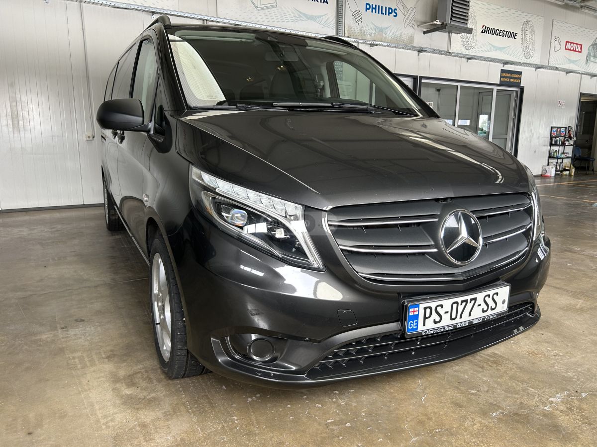 Mercedes-Benz Vito Tourer 2022 — миниатюра 1