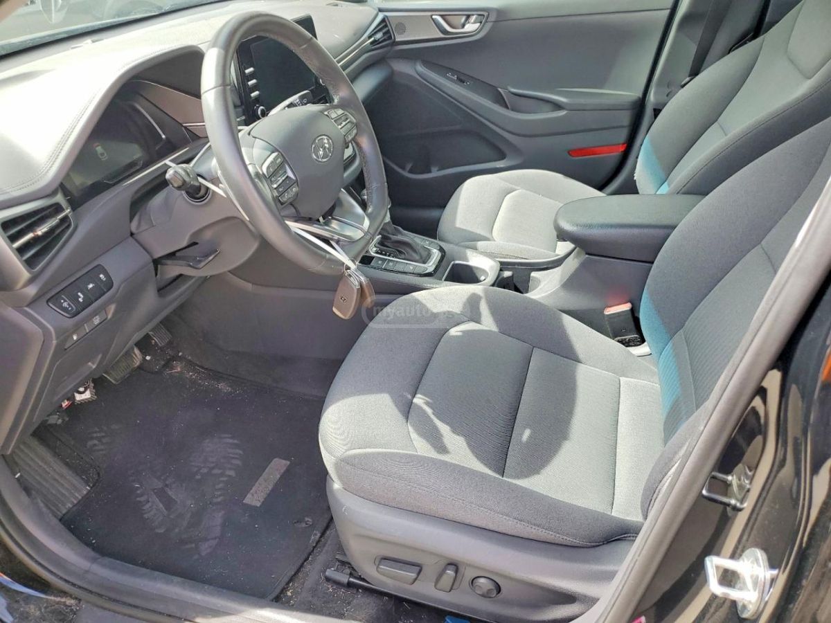 Hyundai Ioniq - фото 7