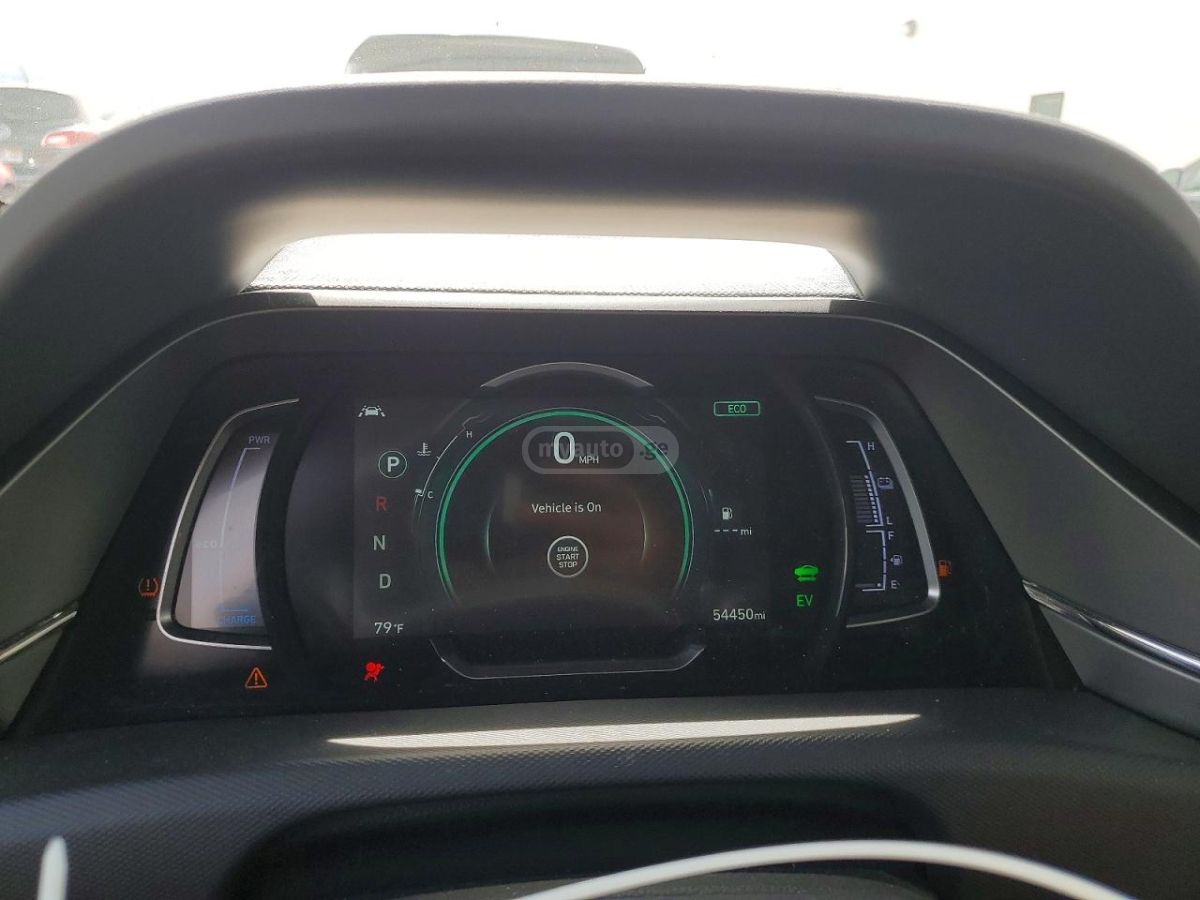 Hyundai Ioniq - фото 9