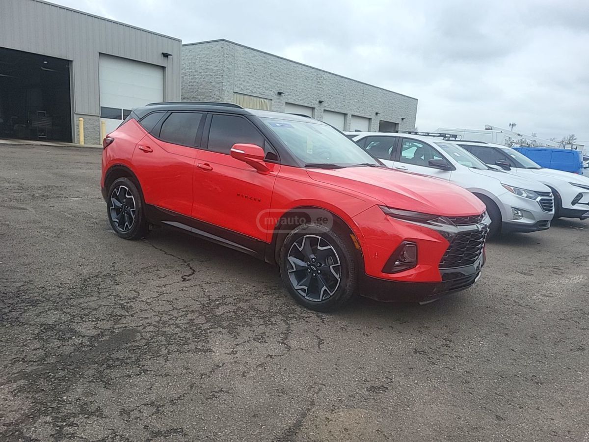 Chevrolet Blazer - фото 1