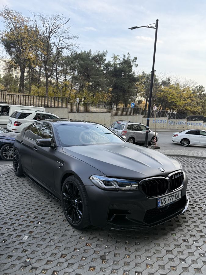 BMW M5 - фото 10