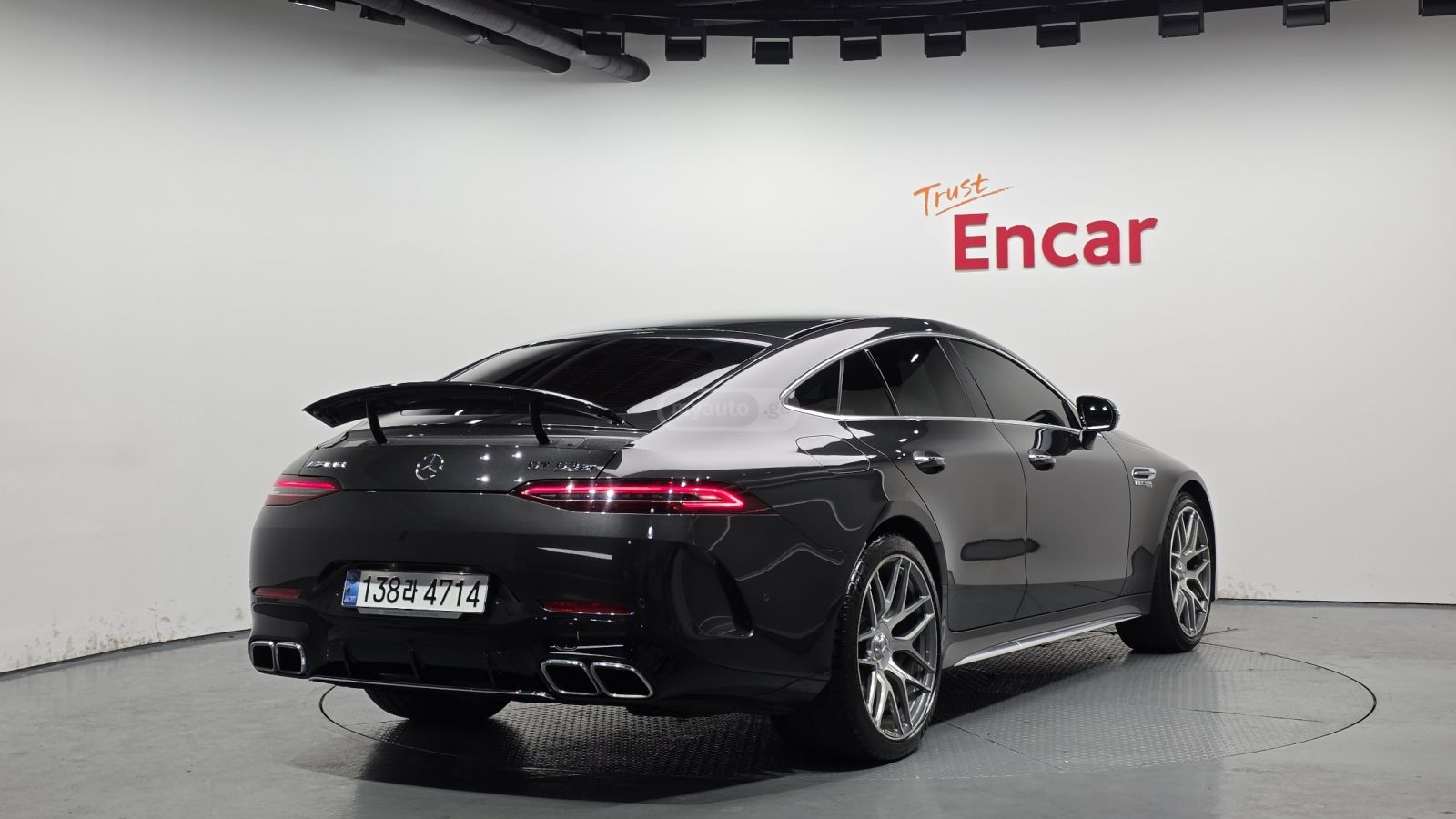 Mercedes-Benz AMG GT 63 - фото 2