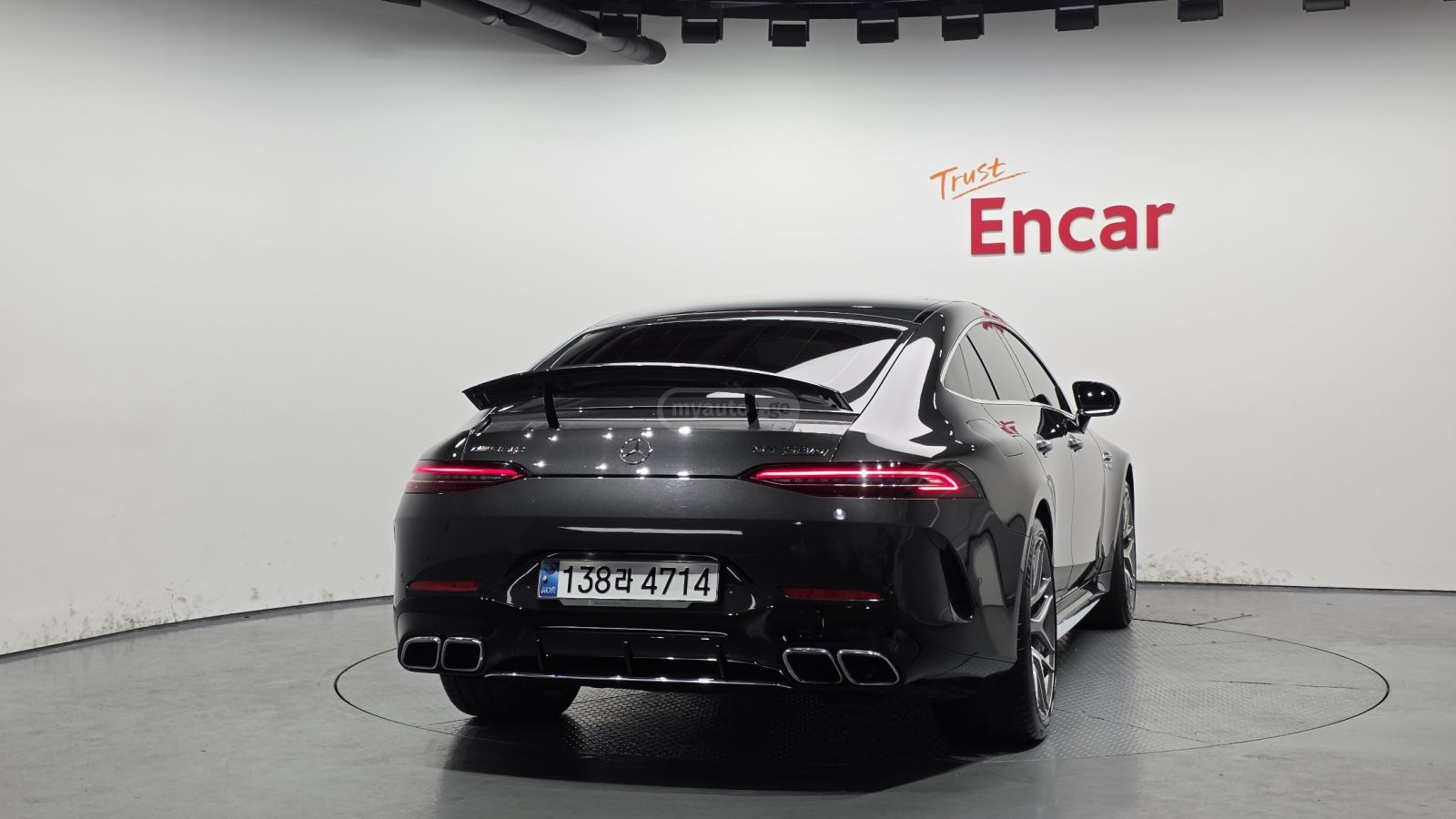 Mercedes-Benz AMG GT 63 - фото 4