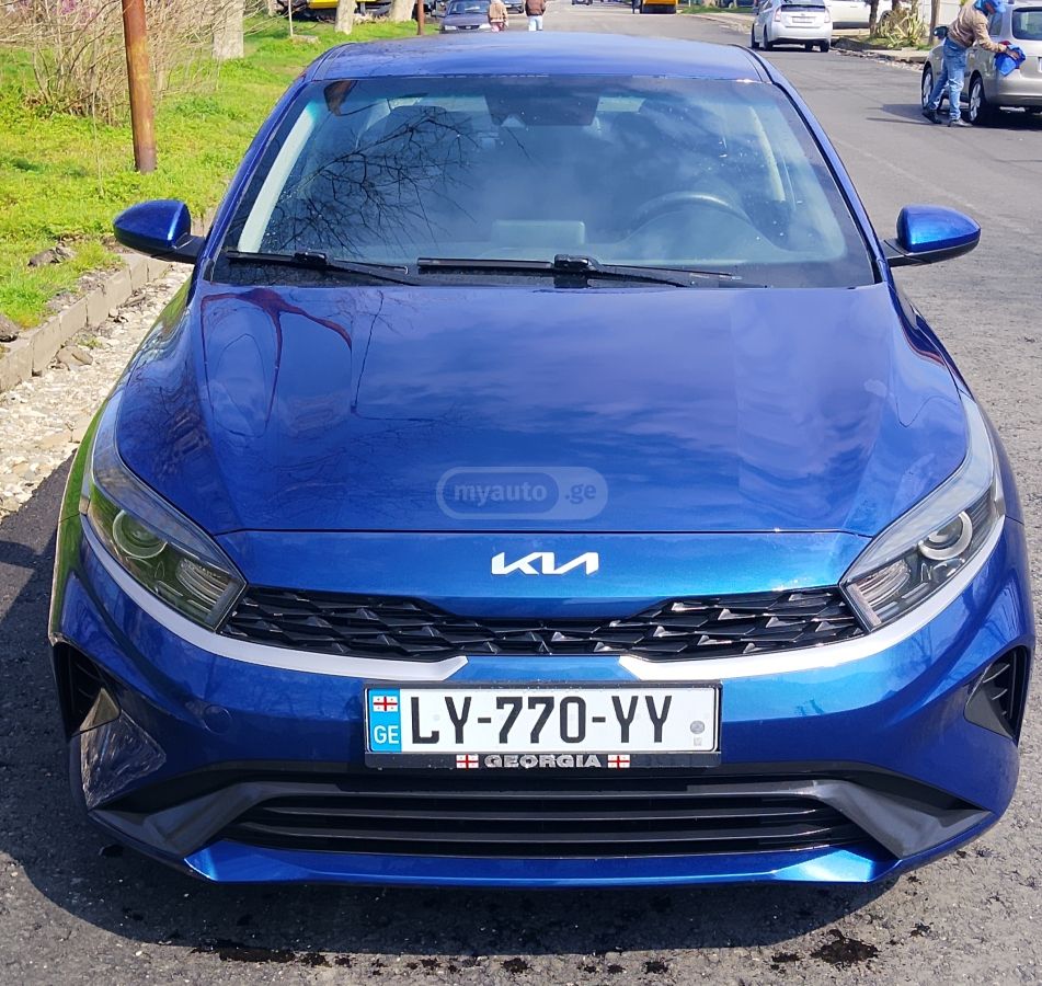 Kia Forte - фото 1