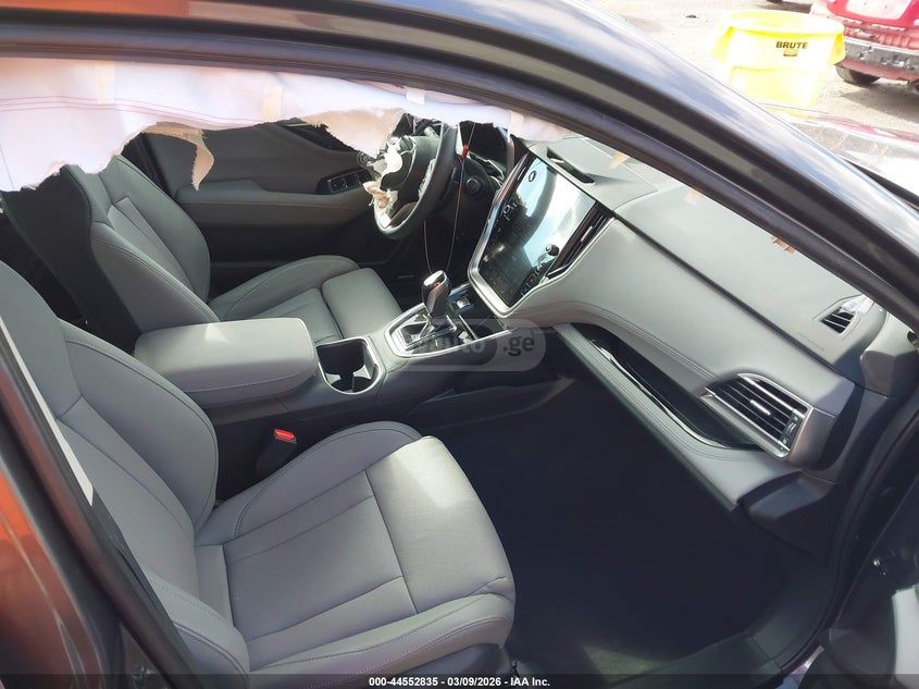 Subaru Legacy 2025 — миниатюра 5