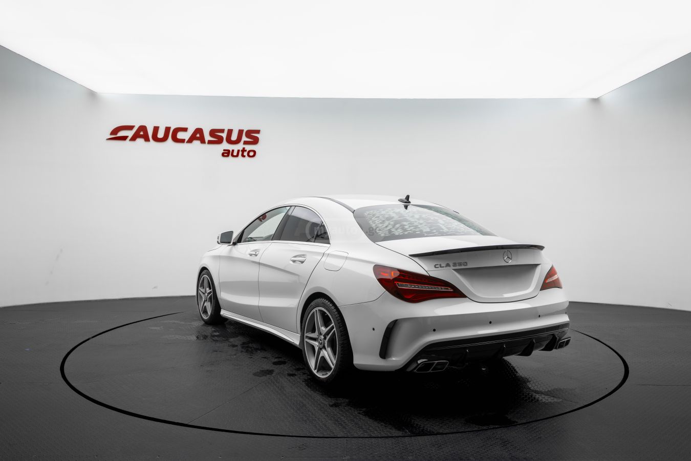 Mercedes-Benz CLA 250 - фото 6