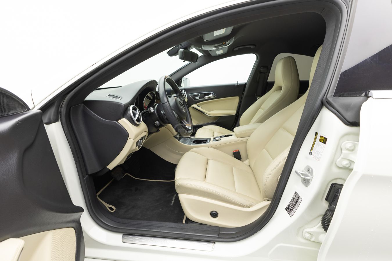 Mercedes-Benz CLA 250 - фото 9