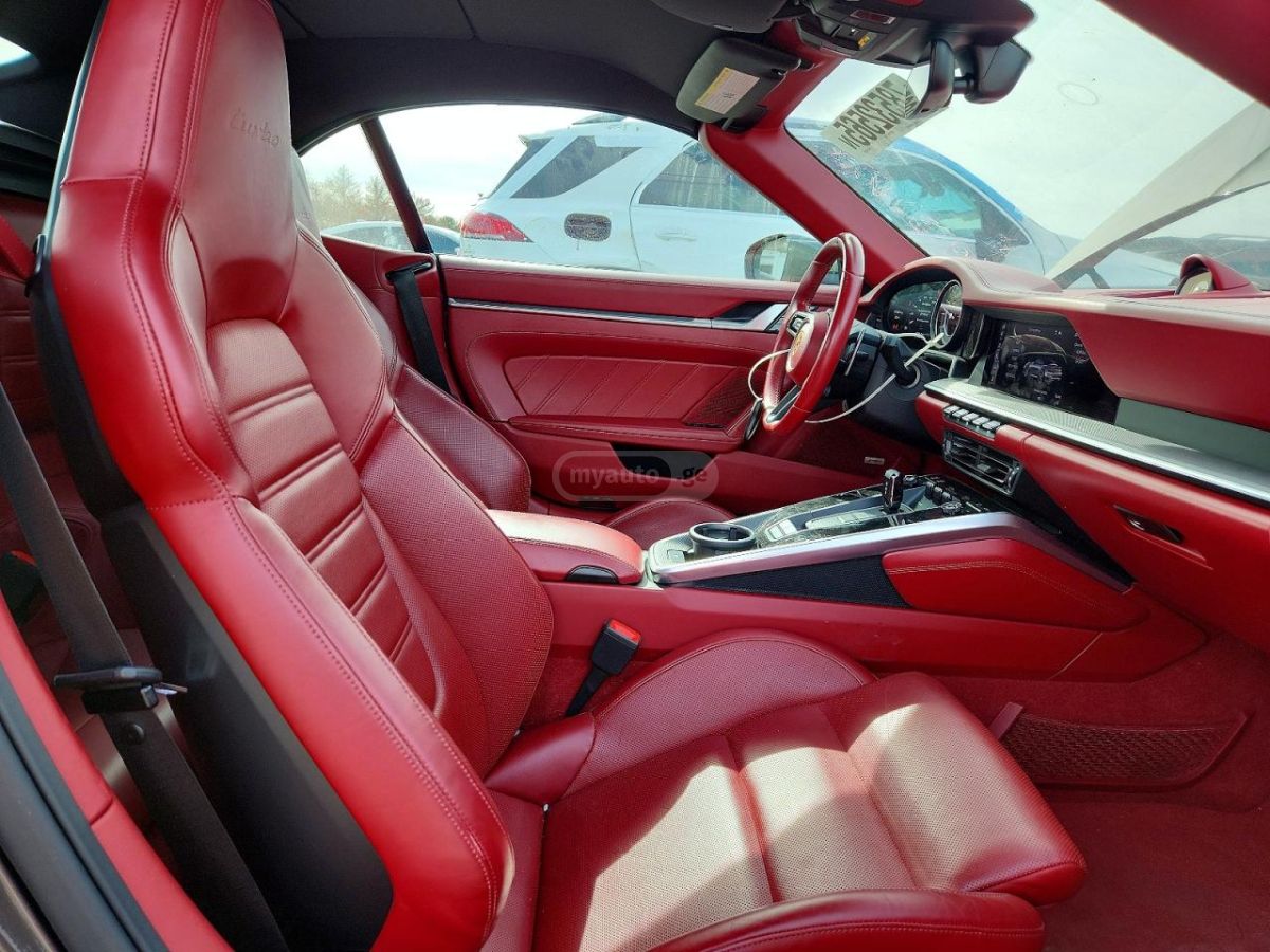 Porsche 911 - фото 10