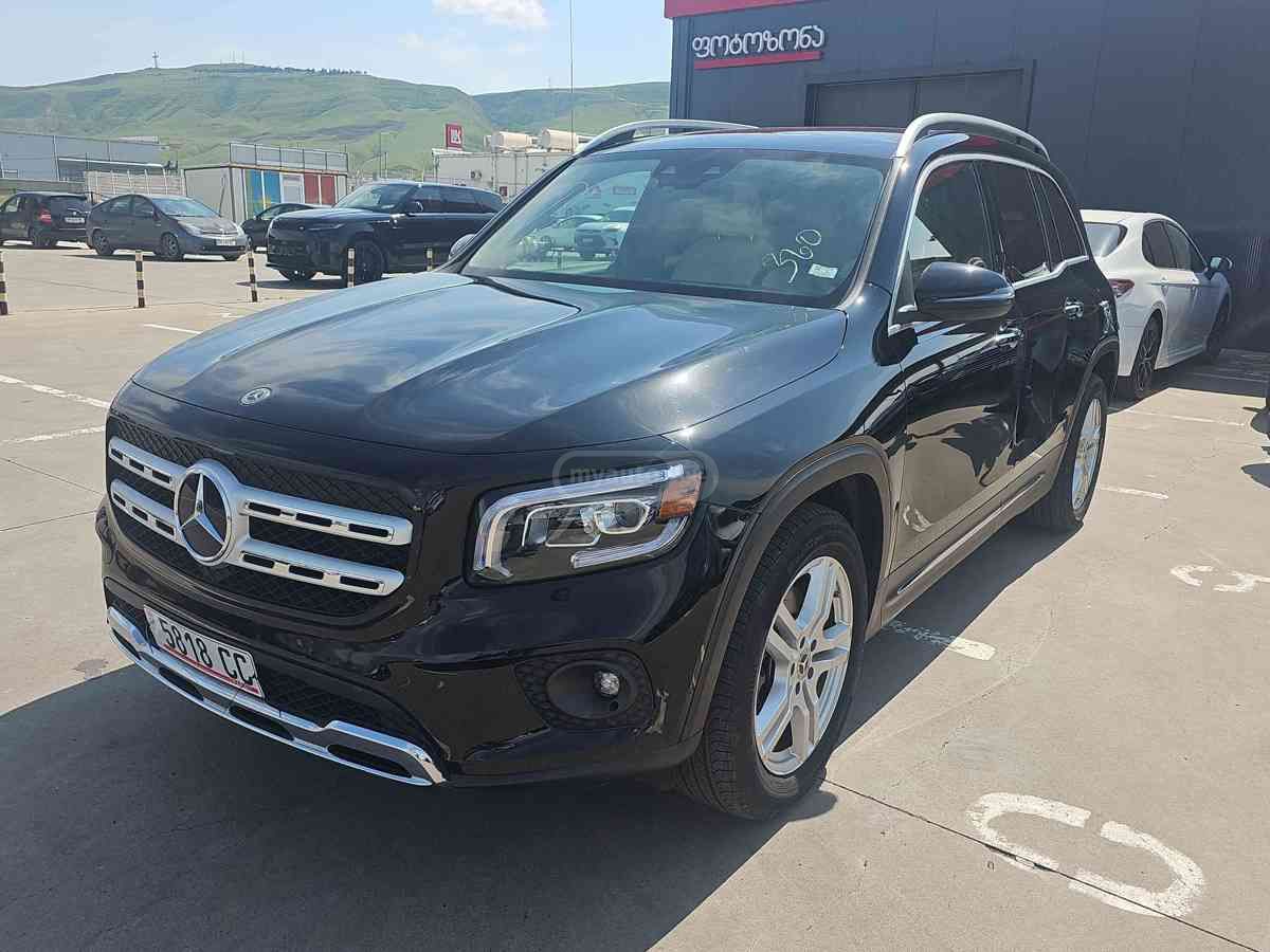 Mercedes-Benz GLB 250 2021 — миниатюра 1