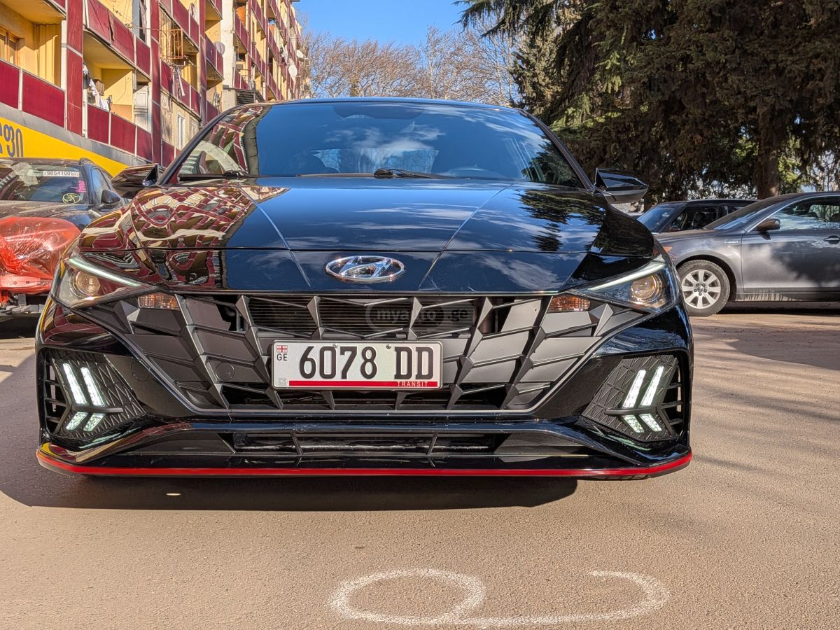 Hyundai Elantra - фото 12