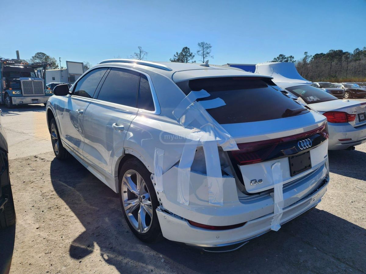 Audi Q8 - фото 2