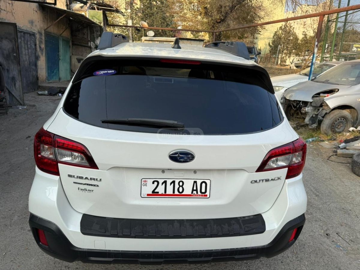 Subaru Outback - фото 10