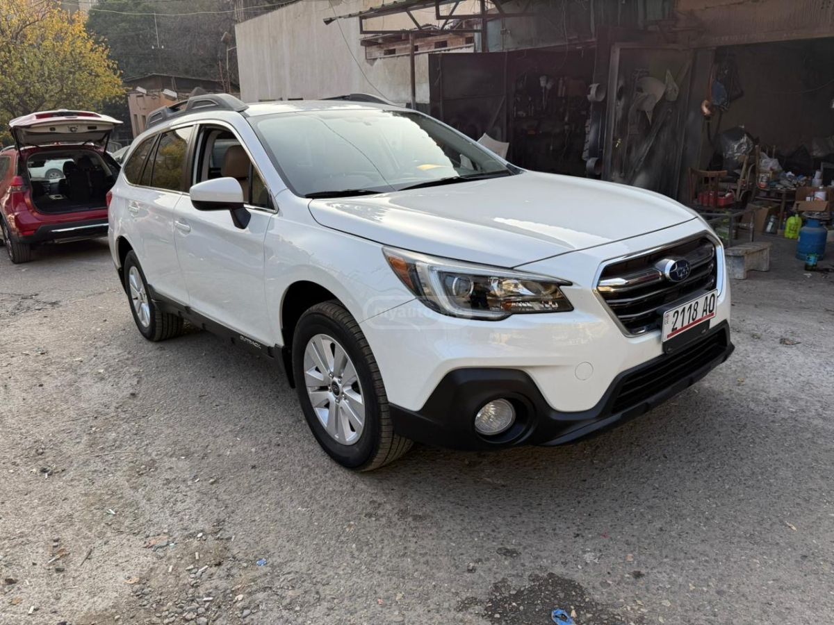 Subaru Outback - фото 3