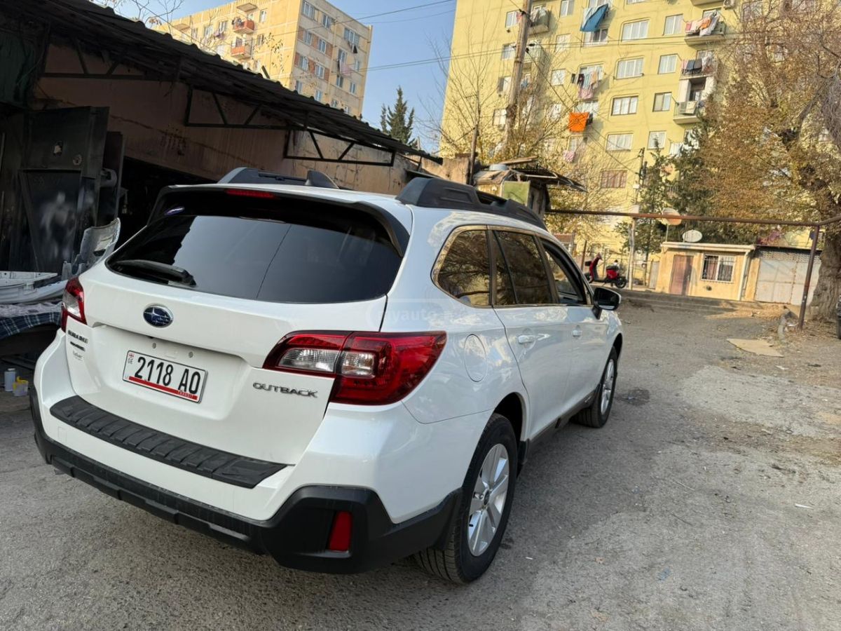 Subaru Outback - фото 6