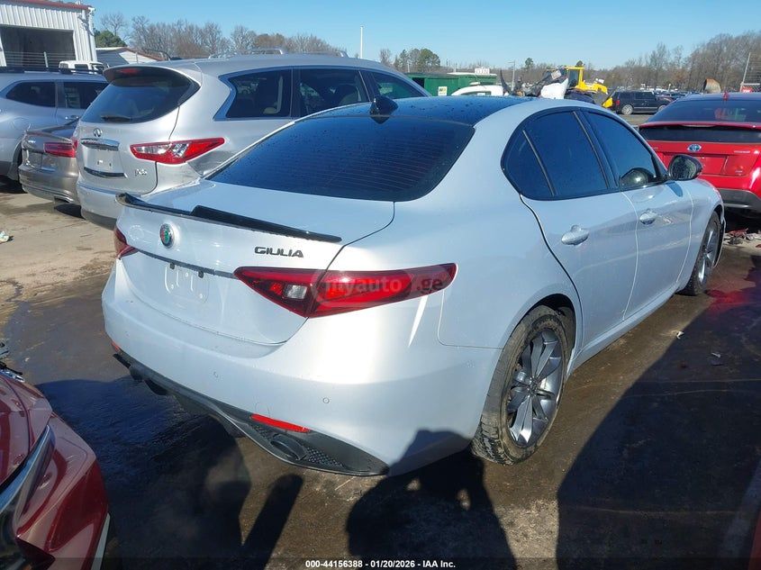 Alfa Romeo TI SPORT RWD — миниатюра 2