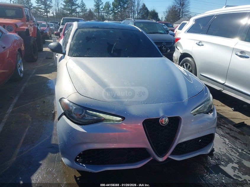 Alfa Romeo TI SPORT RWD — миниатюра 7