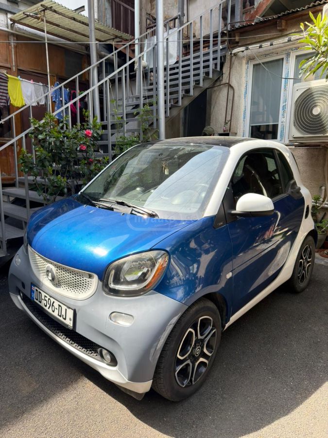 Smart Fortwo - фото 1