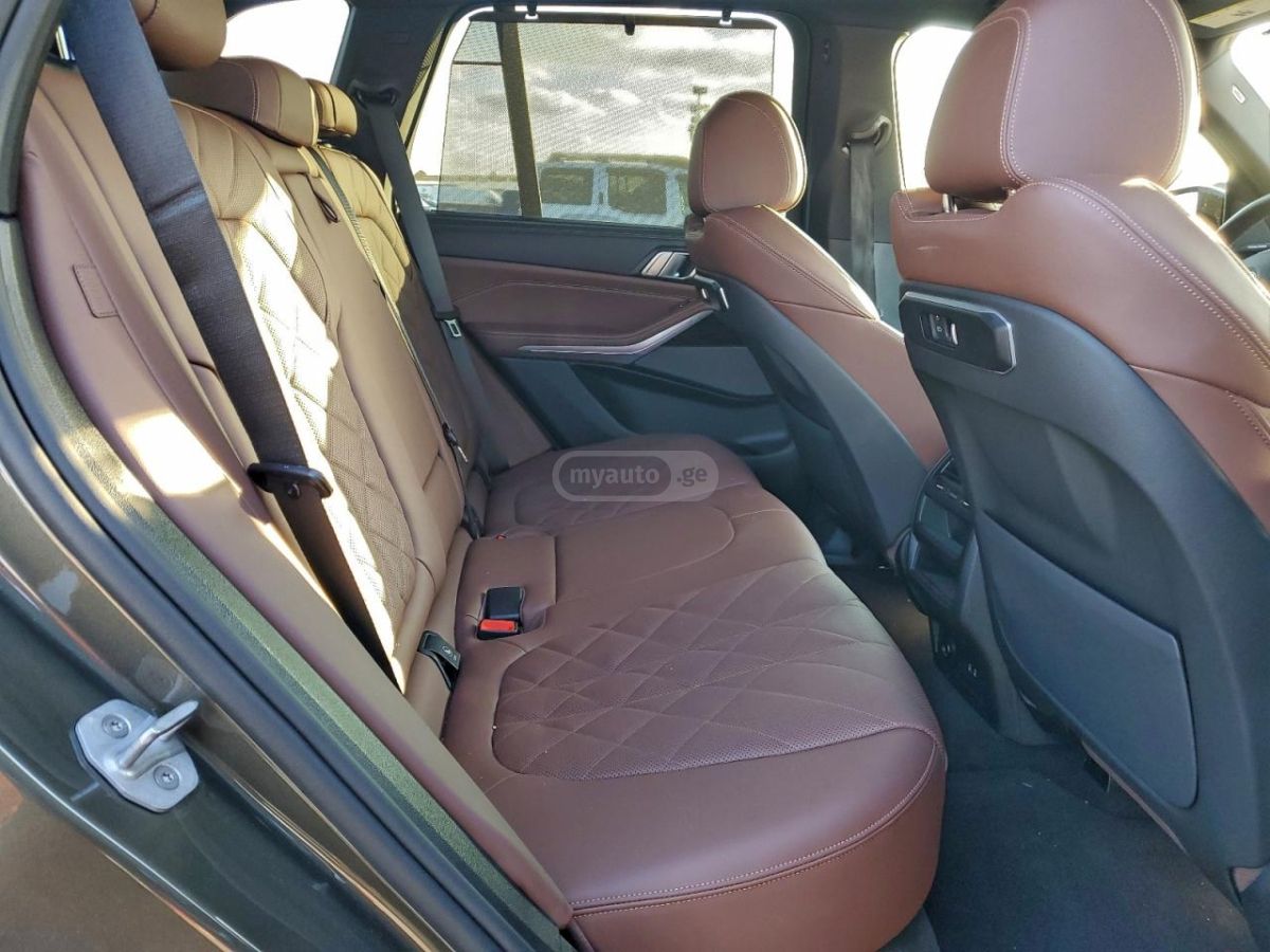 BMW  — миниатюра 6