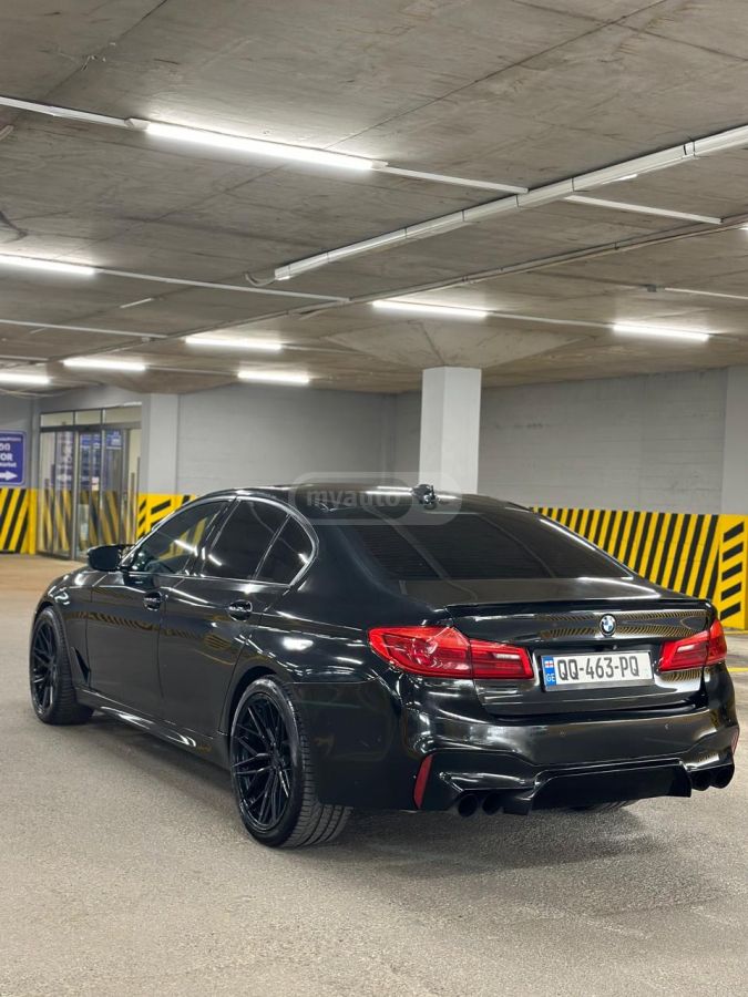 BMW 530 - фото 3