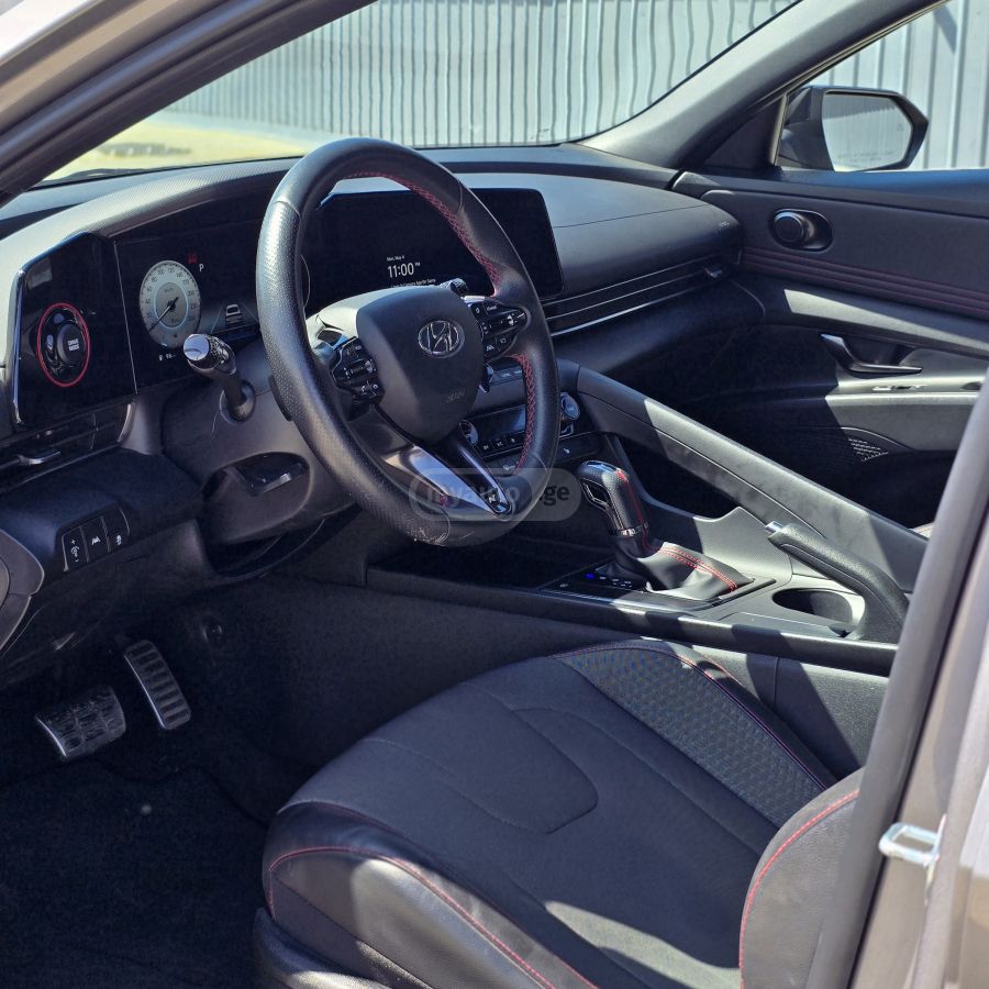 Hyundai Elantra - фото 9