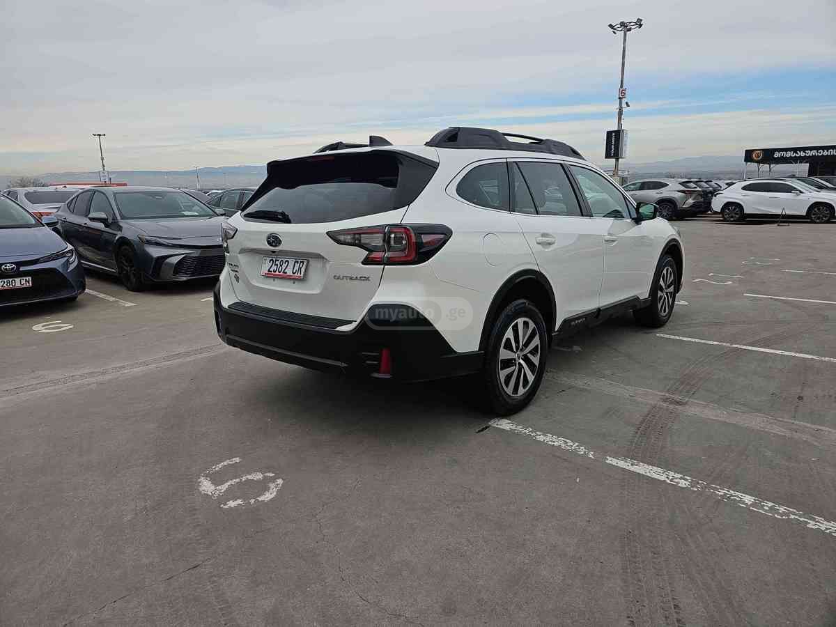 Subaru Outback - фото 4