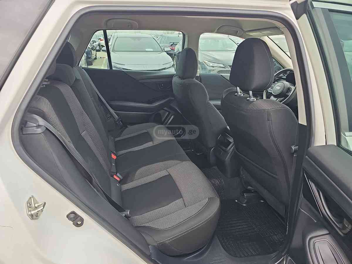 Subaru Outback - фото 8