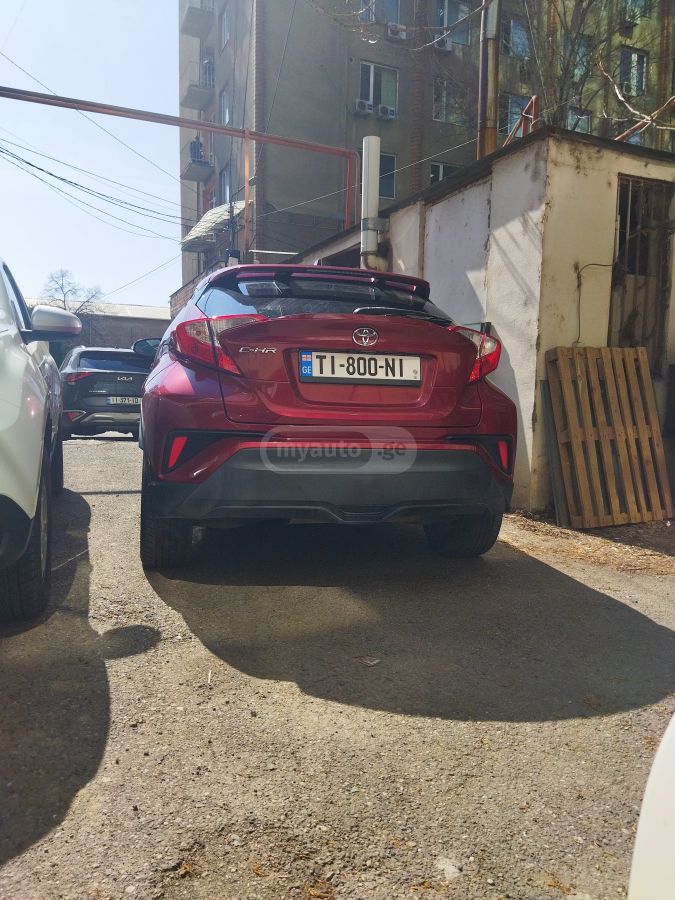 Toyota CHR - фото 8