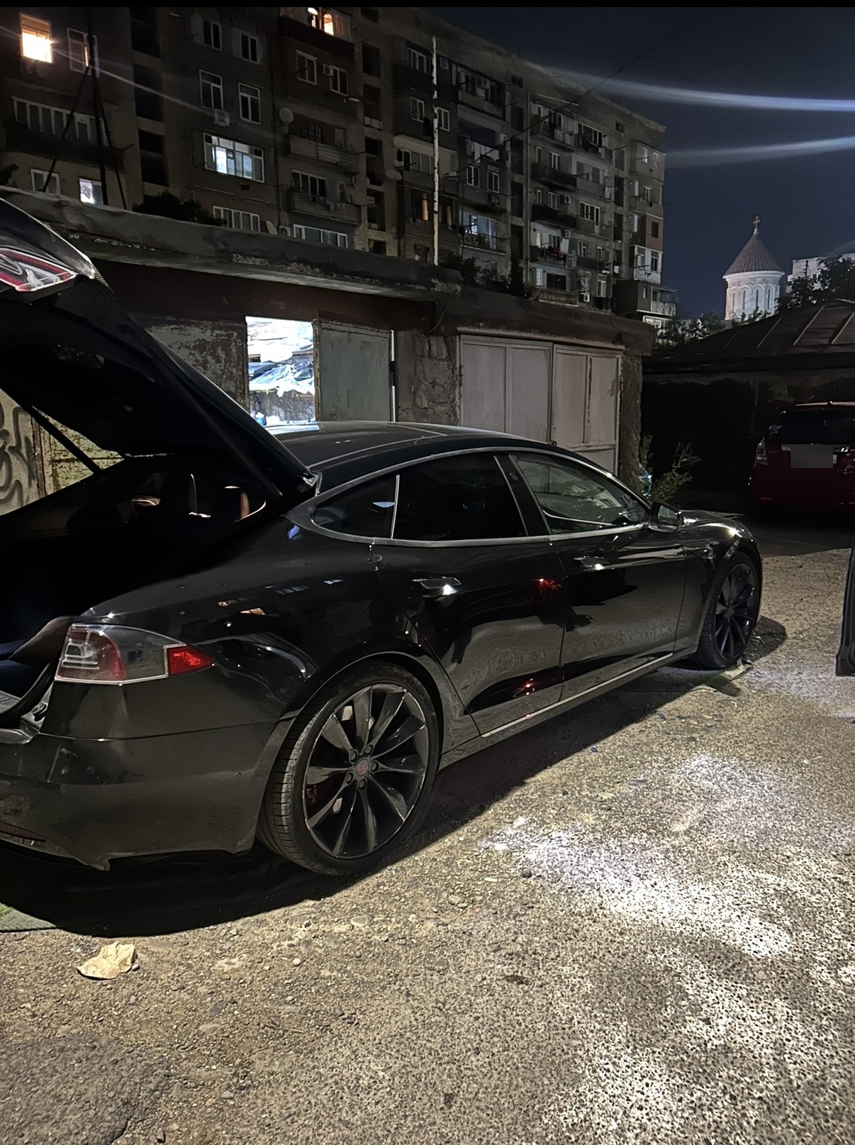 Tesla Model S - фото 3