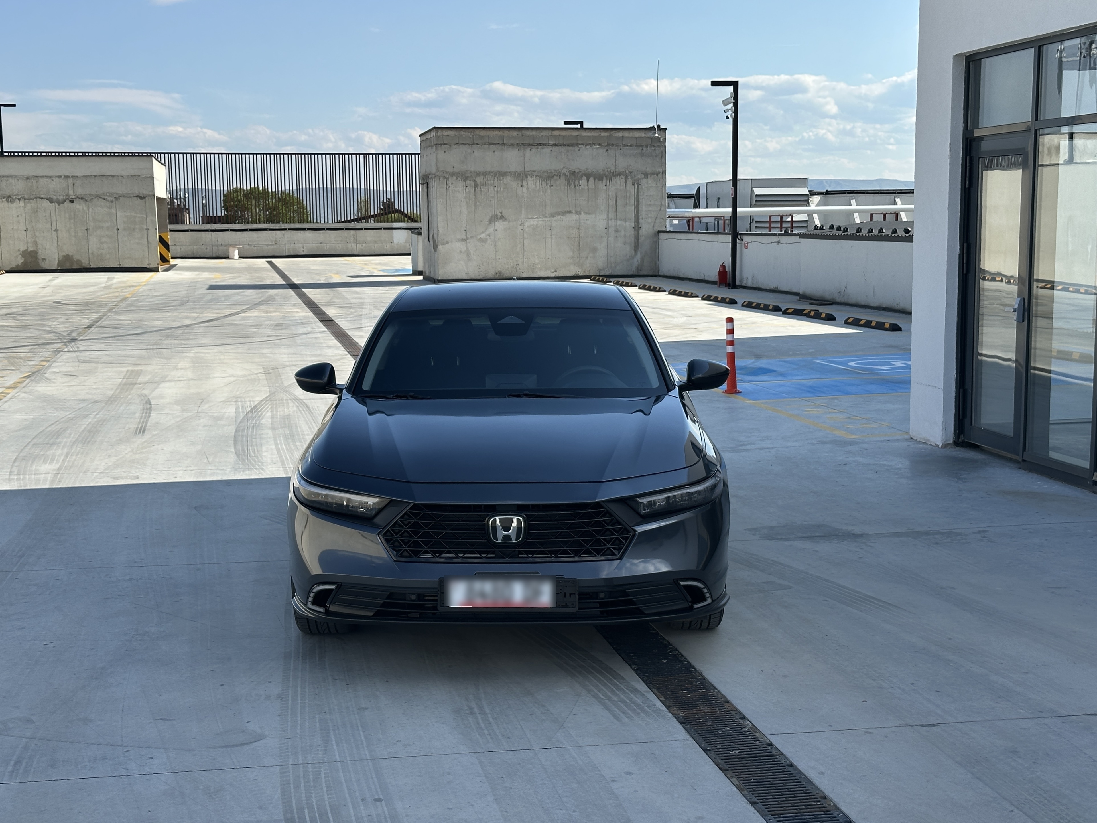 Honda Accord - фото 1