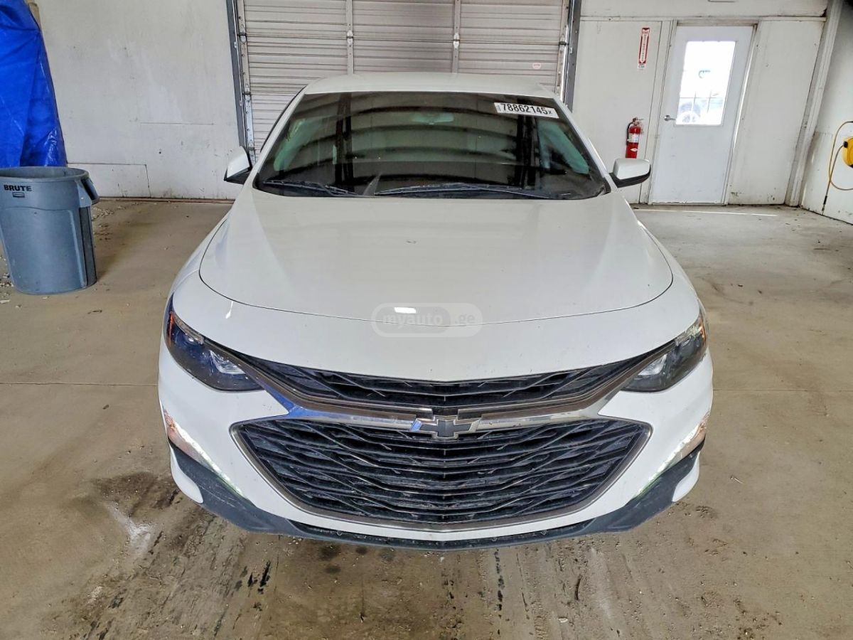 Chevrolet Malibu - фото 3