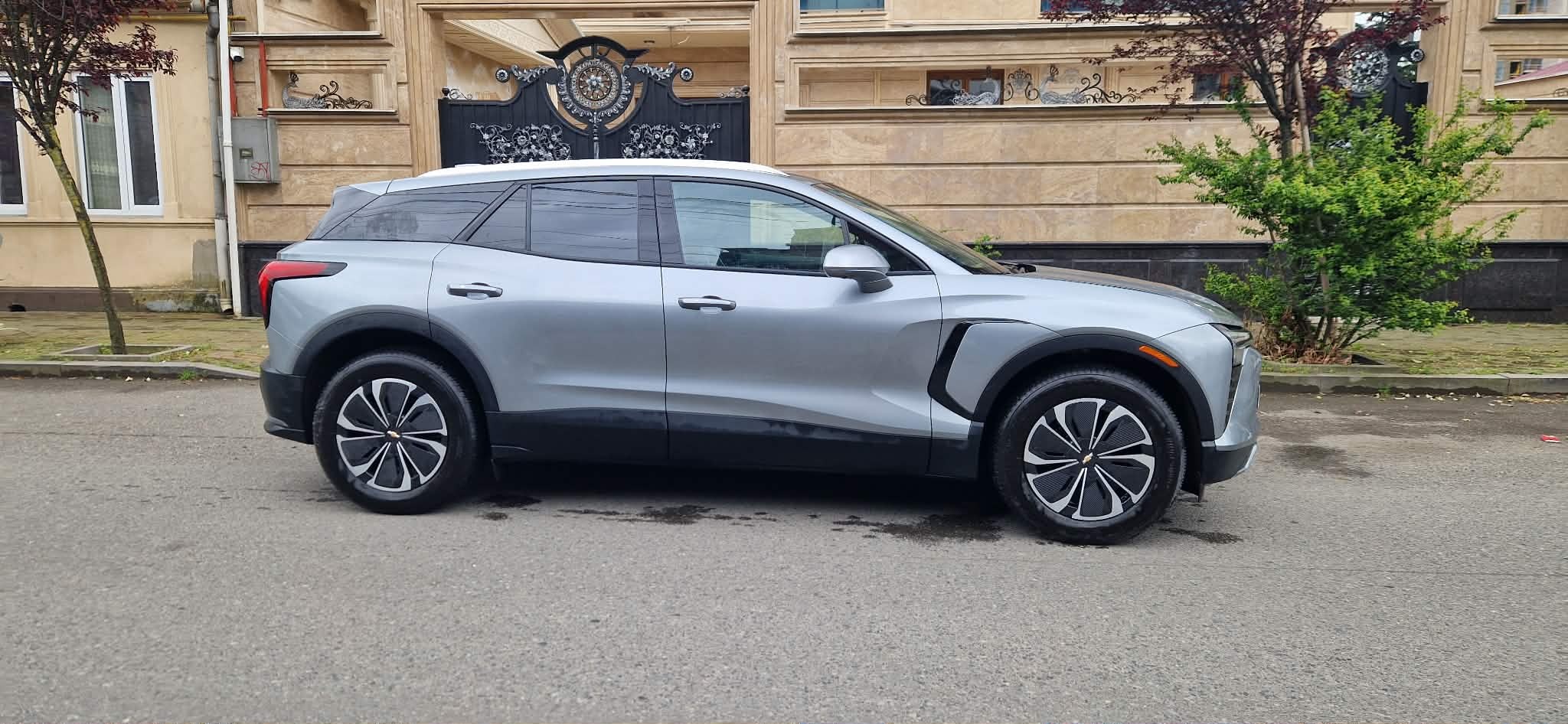 Chevrolet Blazer LT w 2LT All Wheel Drive 2024 — миниатюра 3