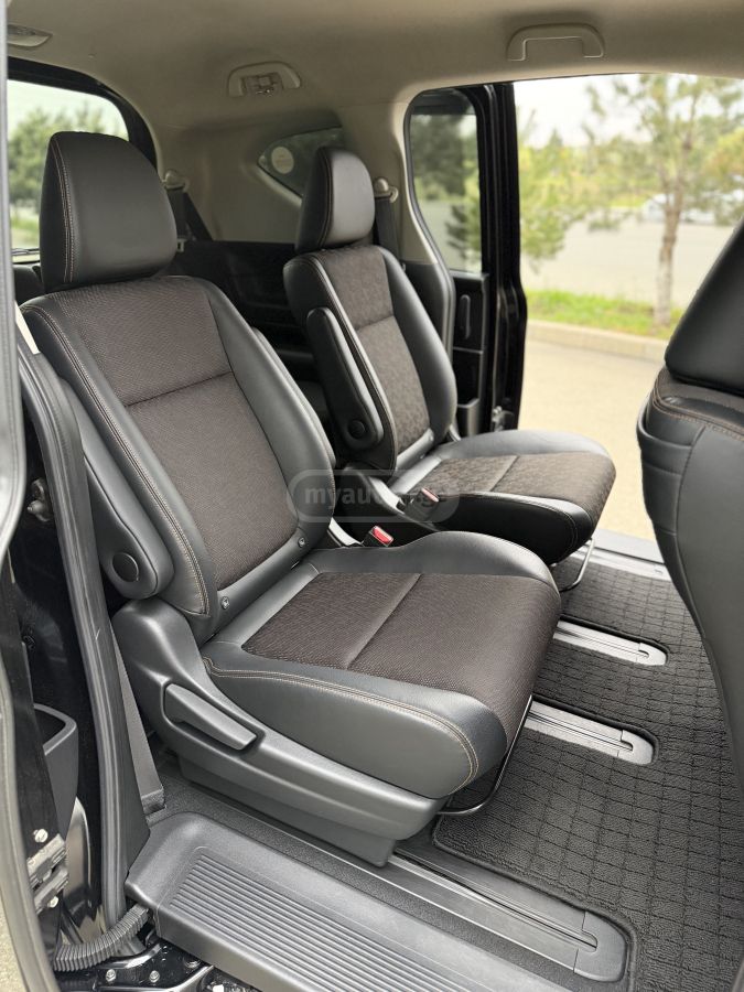 Honda Freed - фото 12