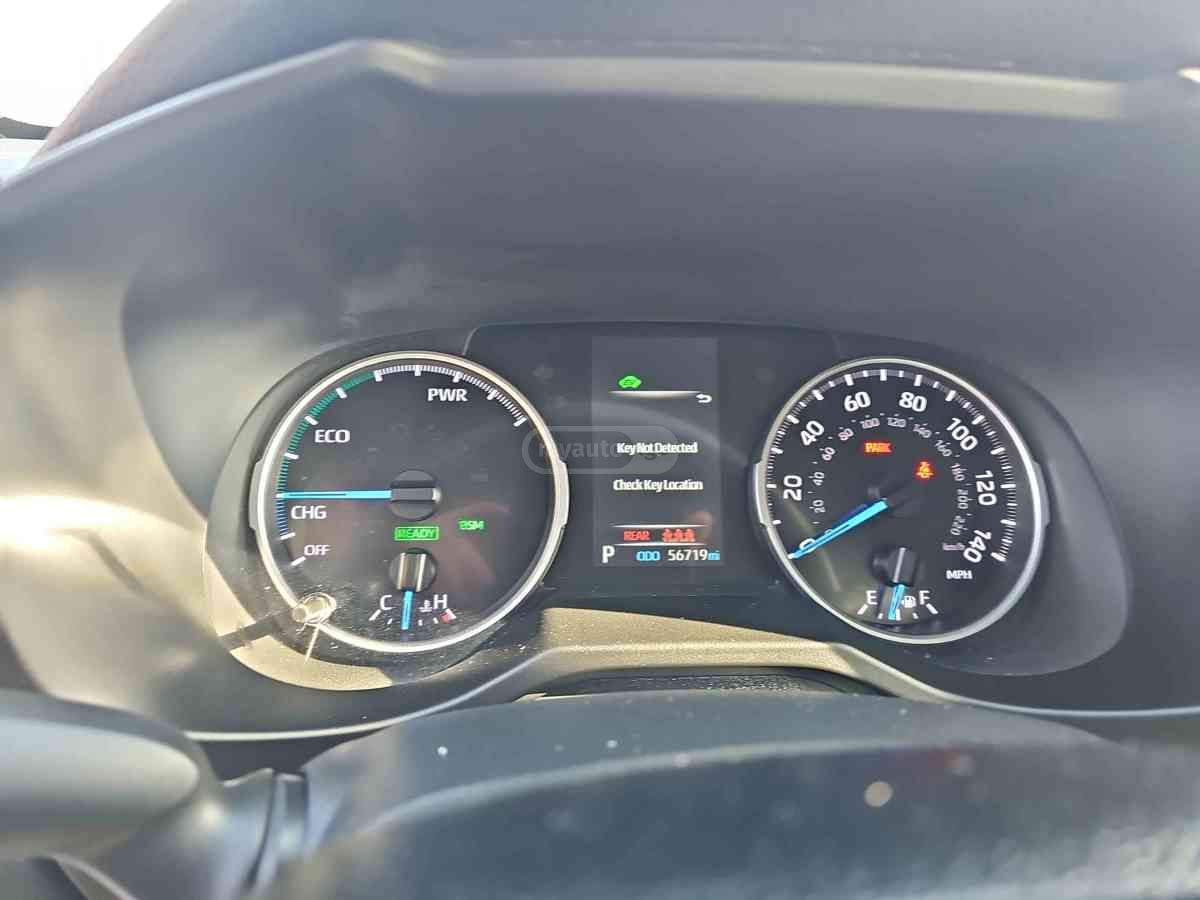 Toyota RAV 4 - фото 11