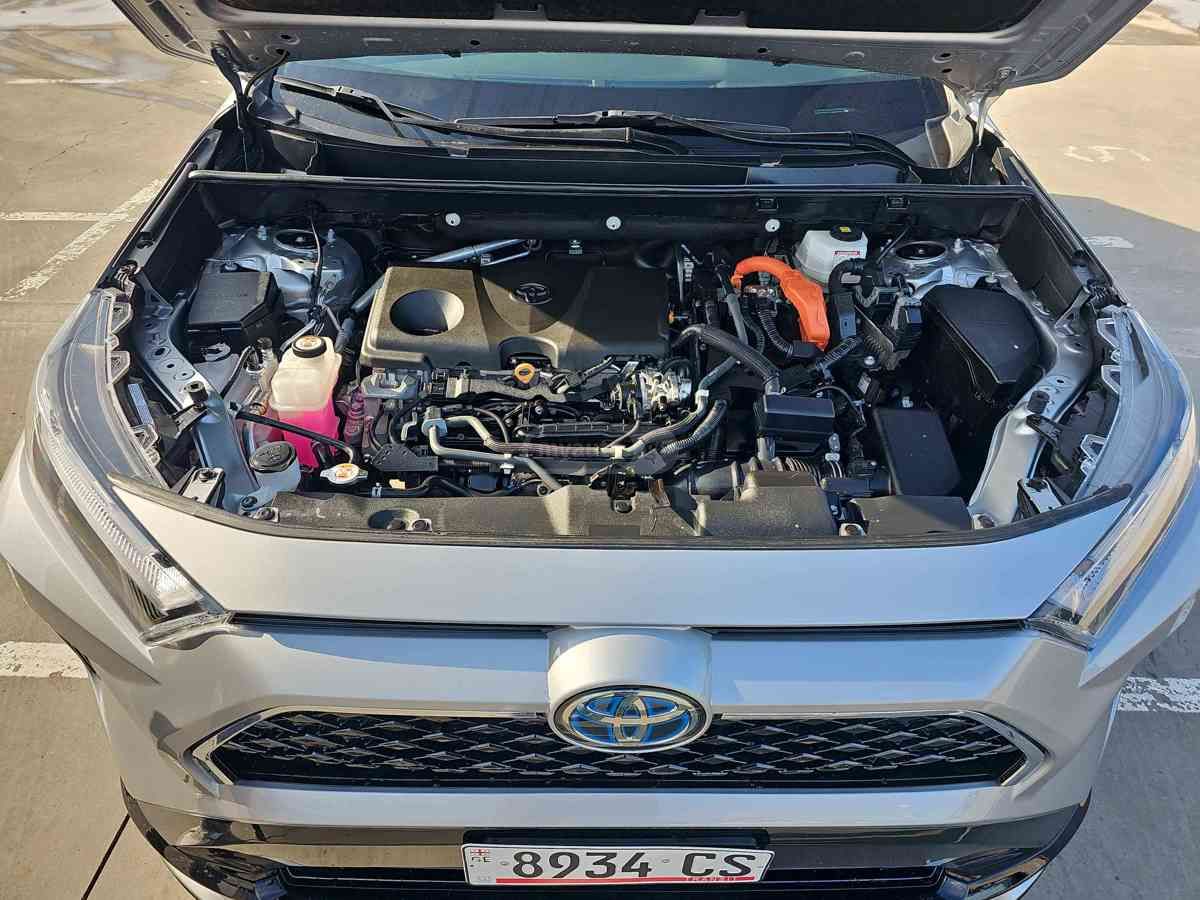 Toyota RAV 4 - фото 12