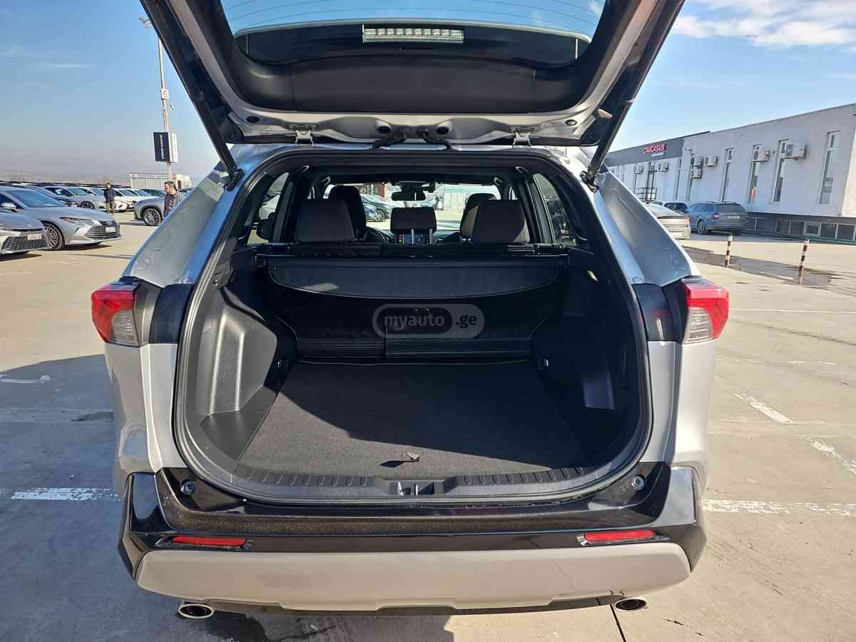 Toyota RAV 4 - фото 13