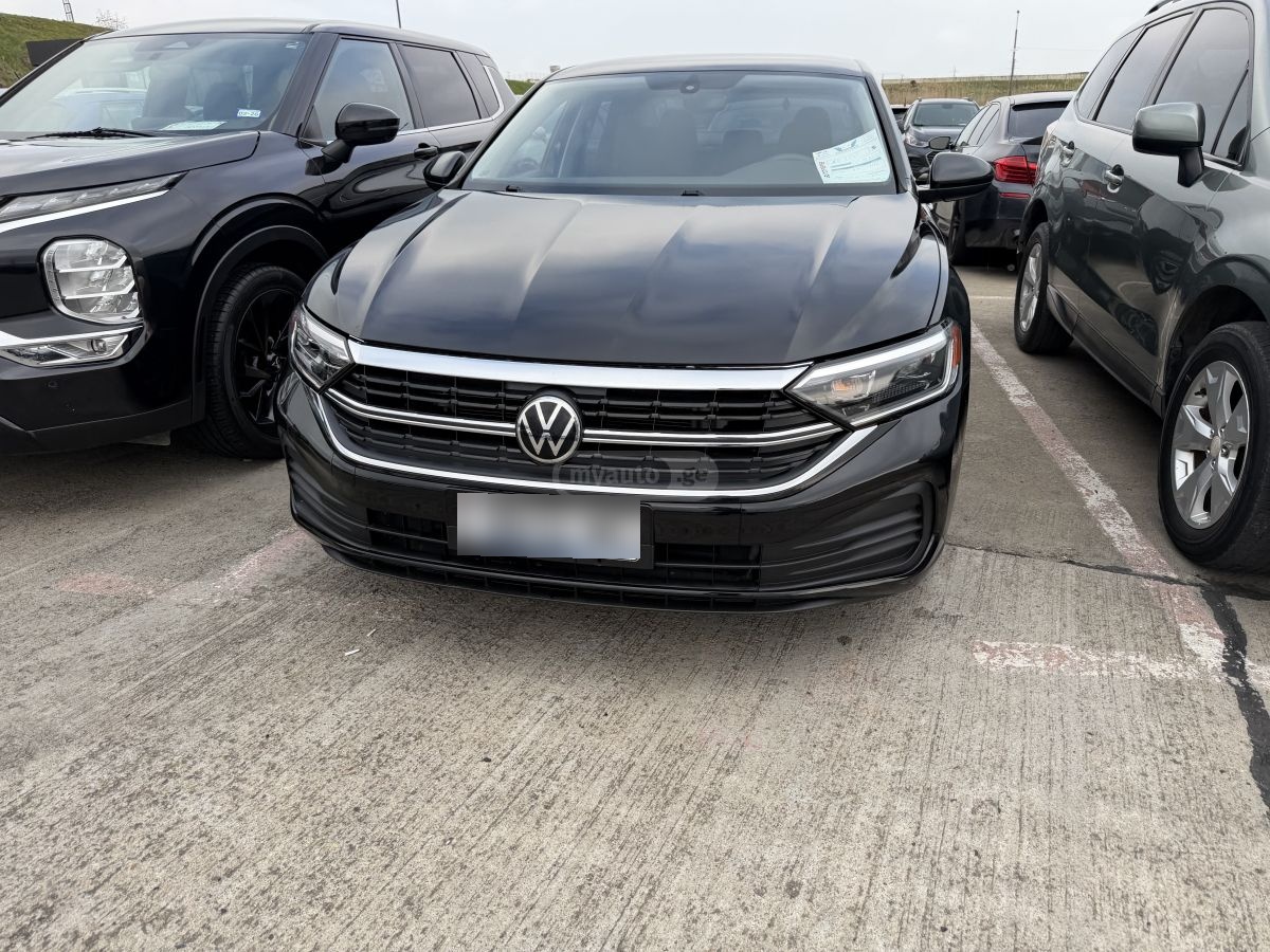 Volkswagen Jetta - фото 2