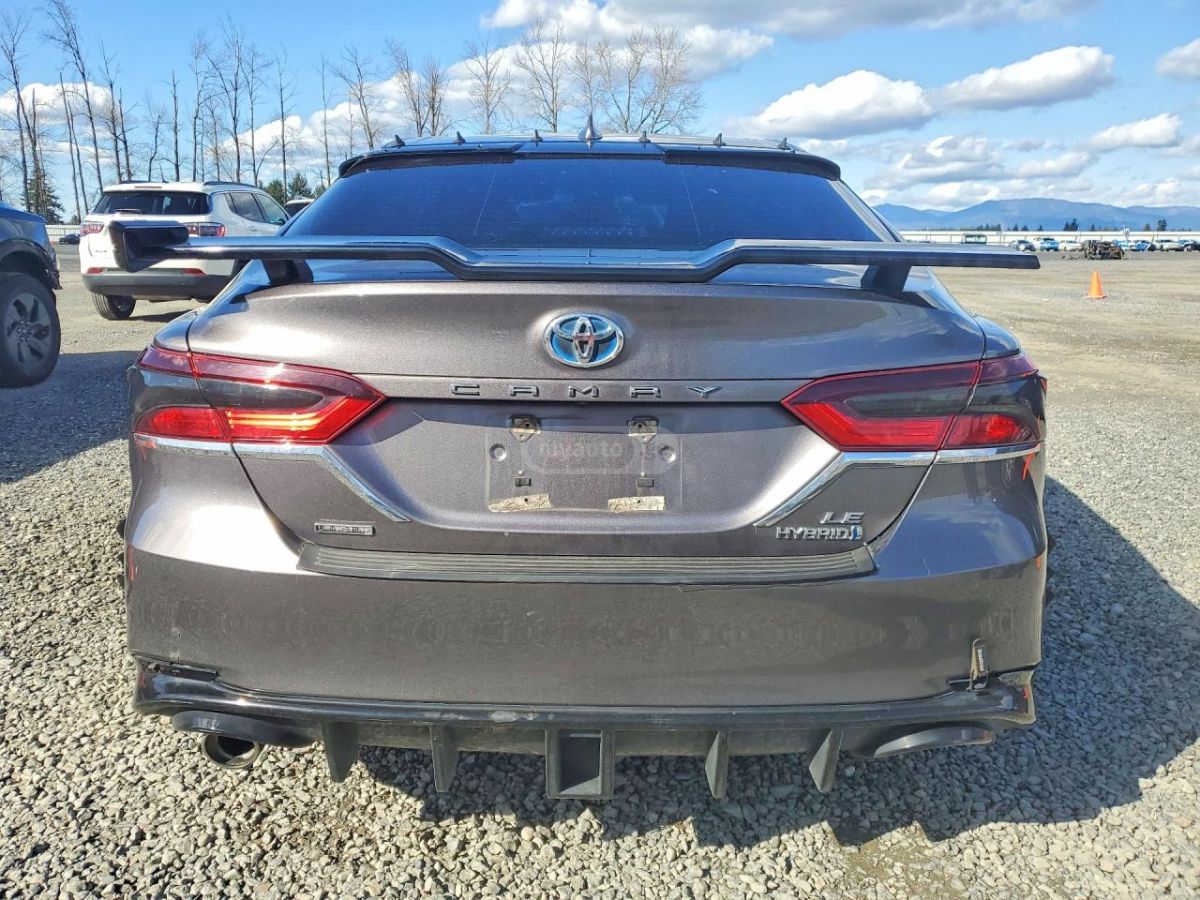 Toyota Camry - фото 6