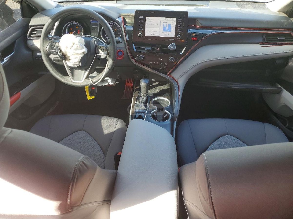 Toyota Camry - фото 8