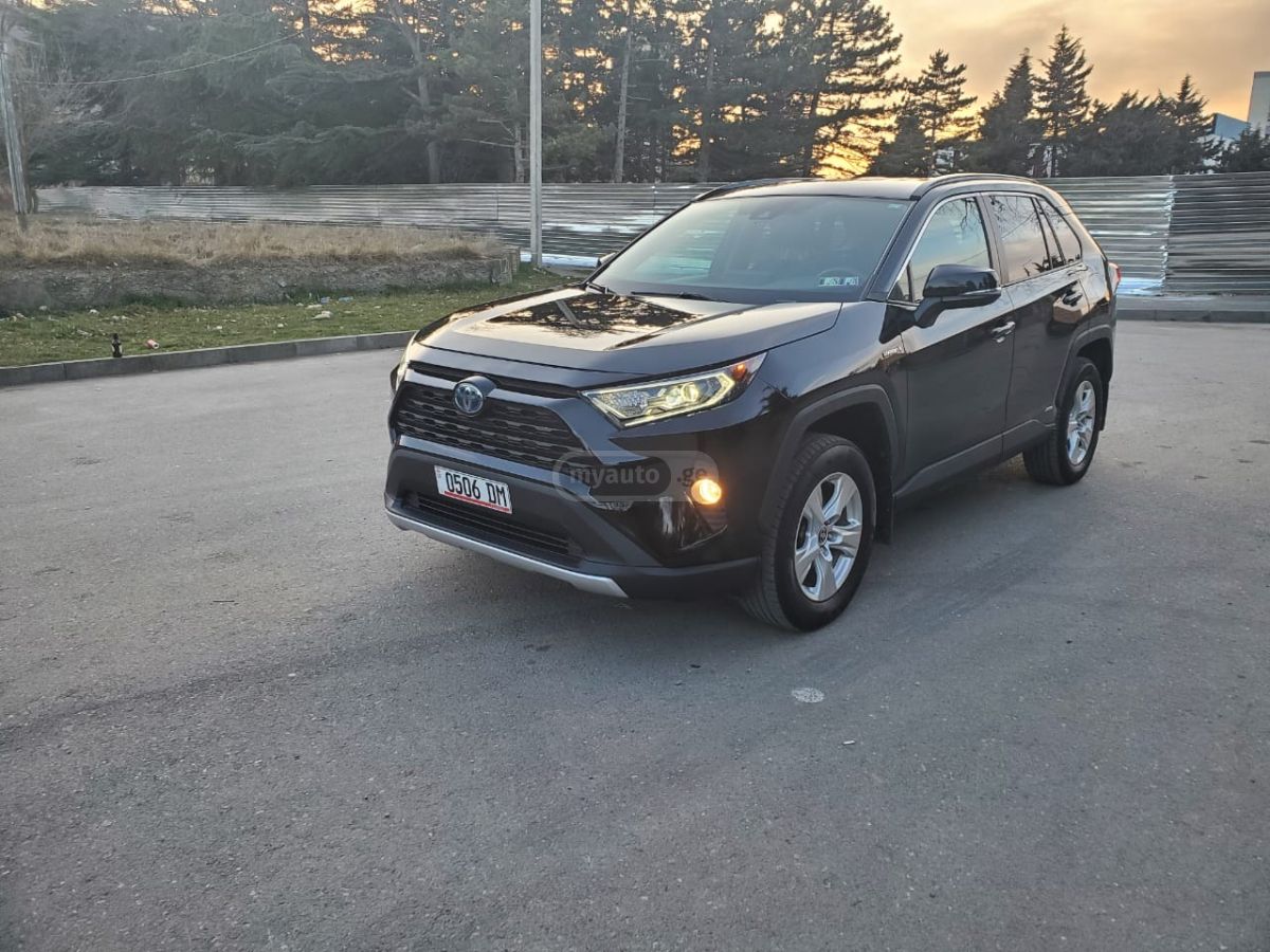 Toyota XLE 4dr All-Wheel Drive Automa — миниатюра 4