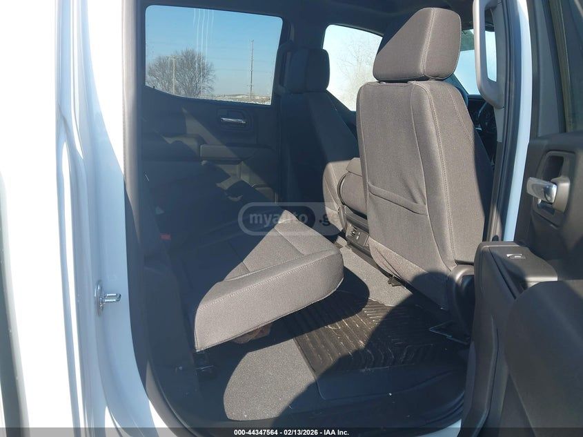 Chevrolet Silverado 2026 — миниатюра 8