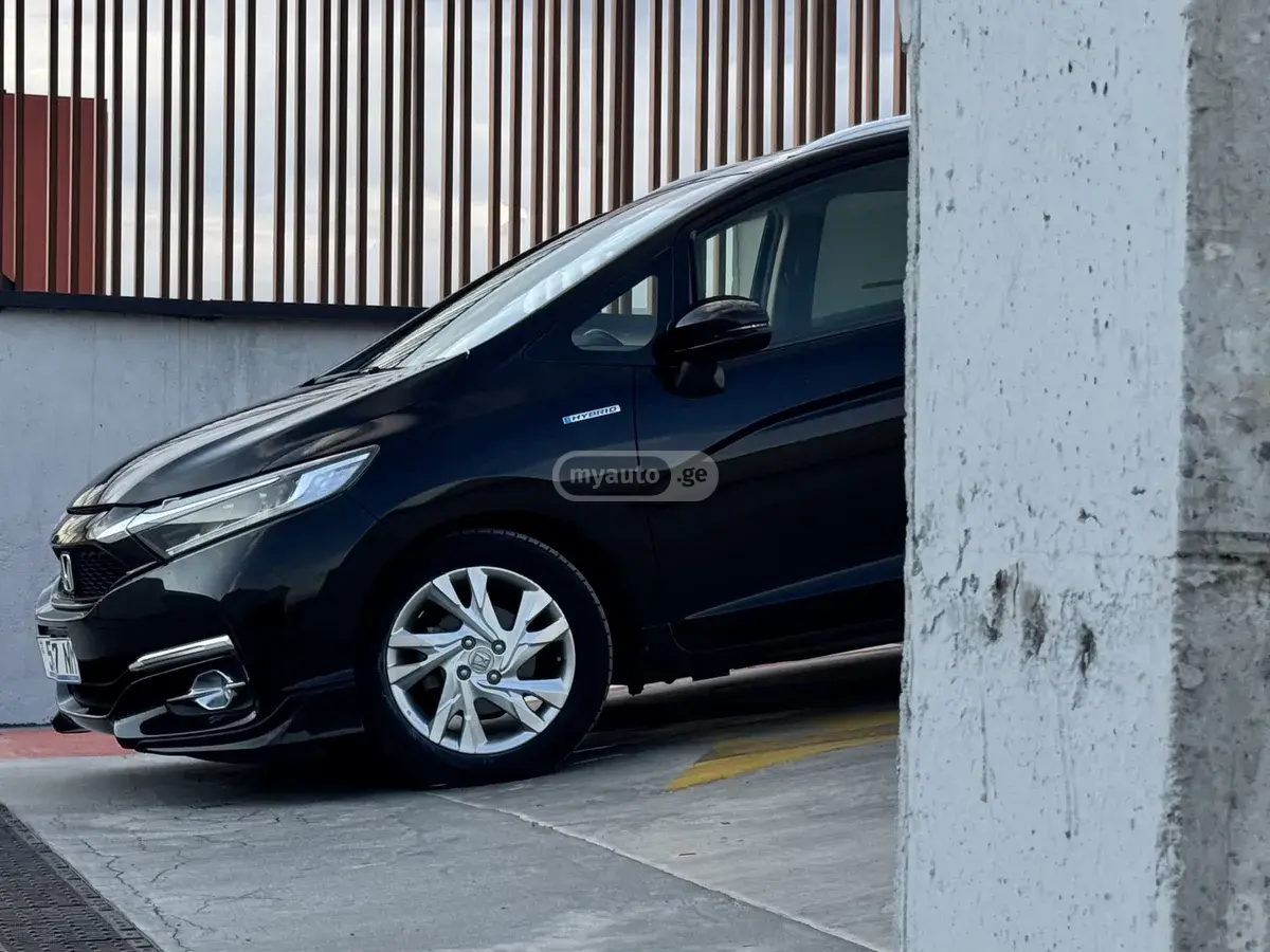 نمای دیگر Honda Z 2016