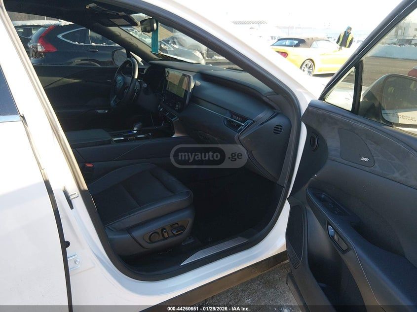 Lexus Luxury 4dr All-Wheel Drive Aut — миниатюра 5