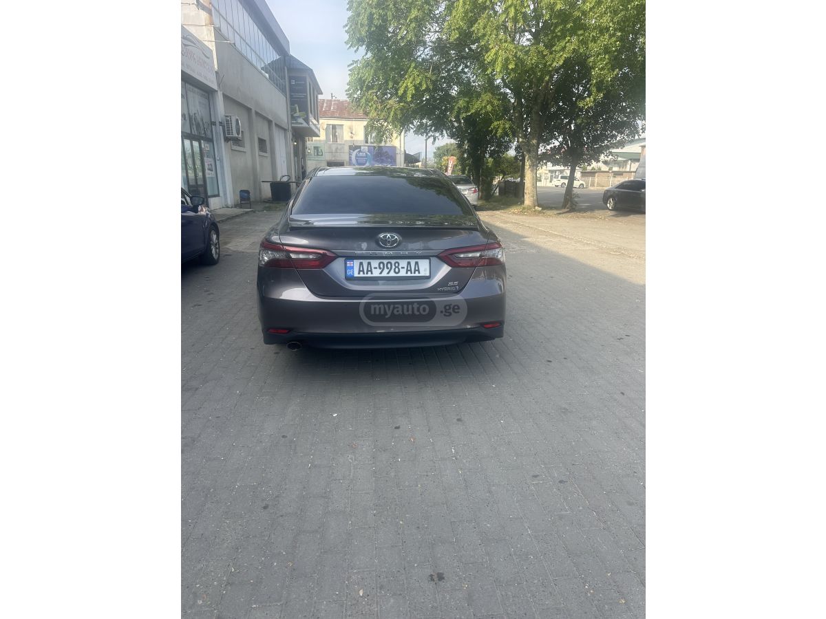 Toyota Camry - фото 7