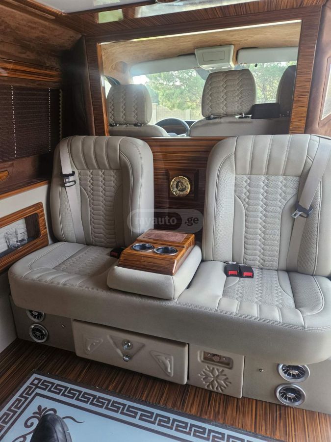 Volkswagen Transporter — миниатюра 4