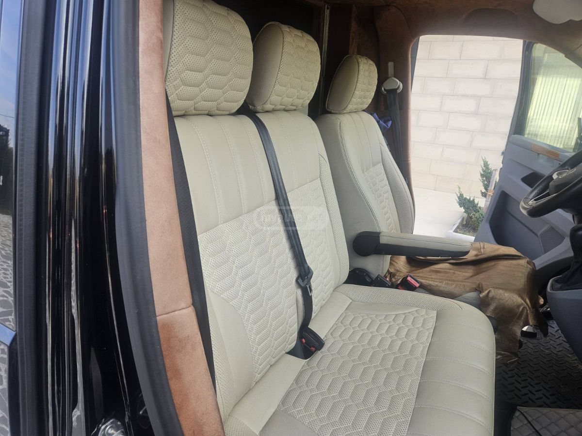 Volkswagen Transporter — миниатюра 6